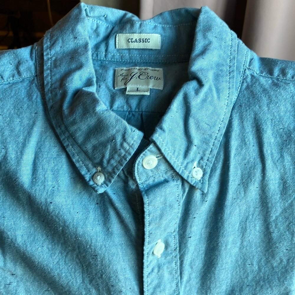 Men’s button-down sky blue shirt, L